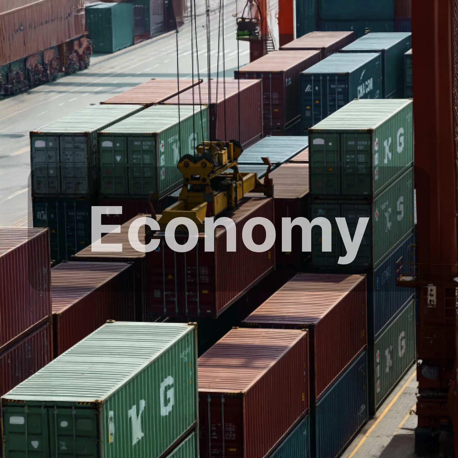 Milhares de tripulantes enfrentam escassez de suprimentos e riscos de segurança no Golfo Pérsico. O governo indiano já repatriou mais de 2.600 cidadãos da região.